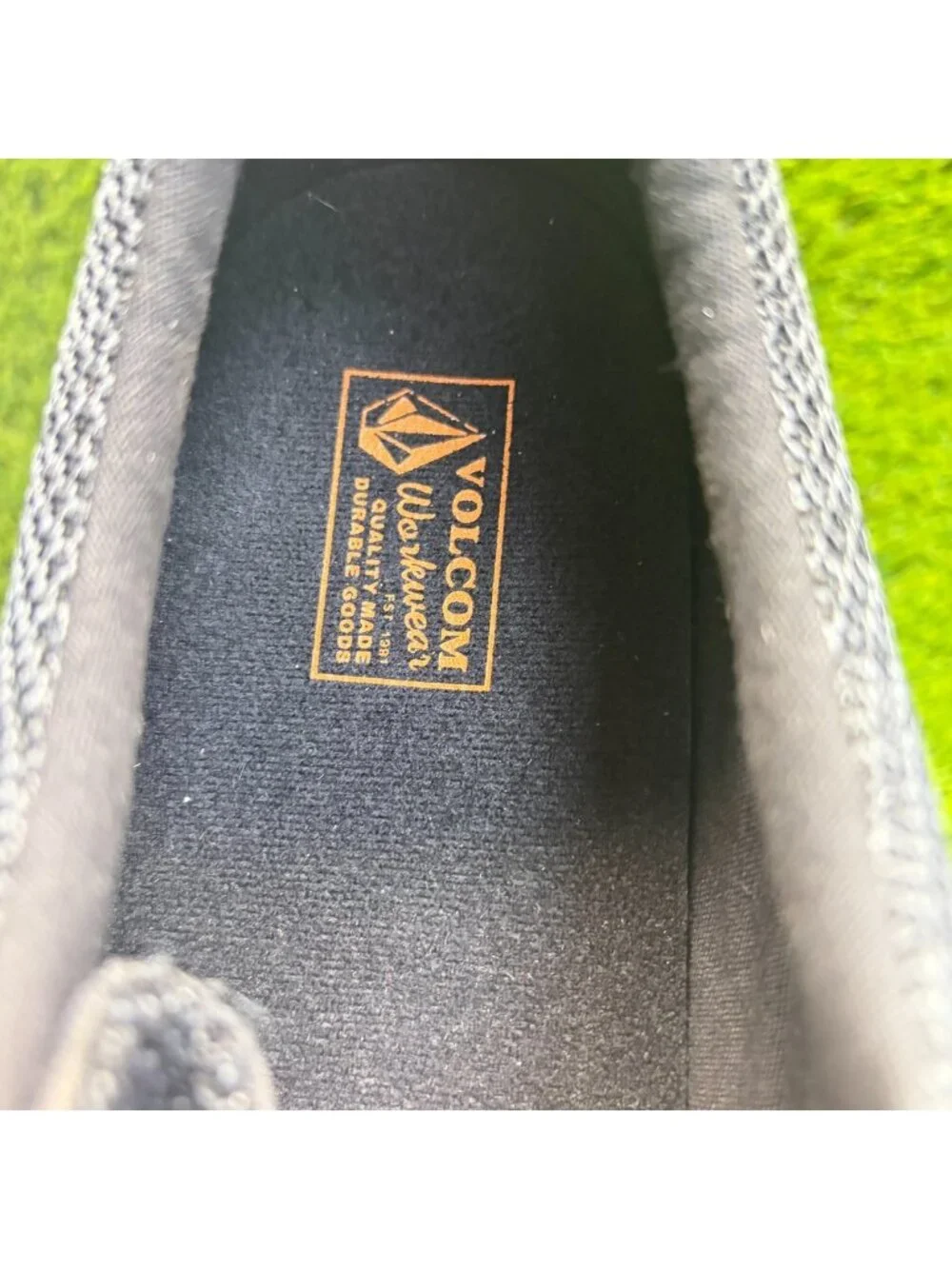 Volcom Chill Mens Size 8E Black Gray Composite Toe Safety Work Slip On Shoes